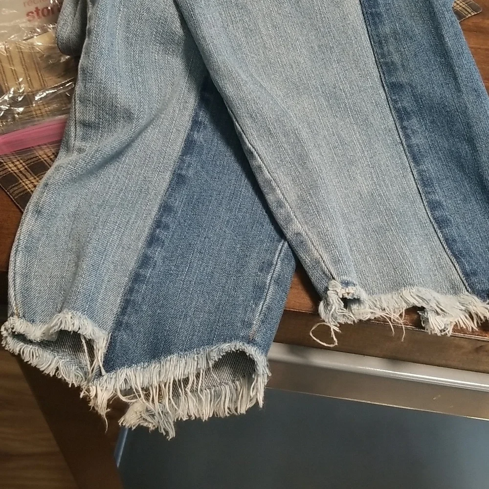 American Eagle Vintage Hi Rise Two Tone Denim Button Fly Size 12 NWT - Picture 11 of 11